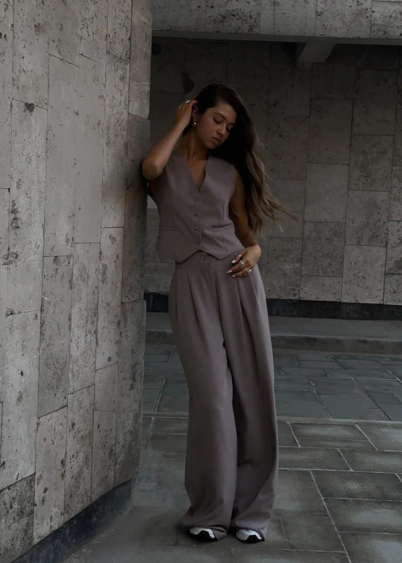 Elegante Set Blazer Senza Maniche da Donna - Image 9