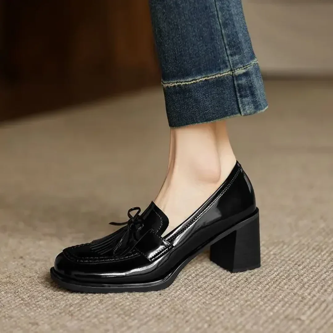 Eleganti Mocassini Dorothy con Tacco per Occasioni di Classe - Image 3