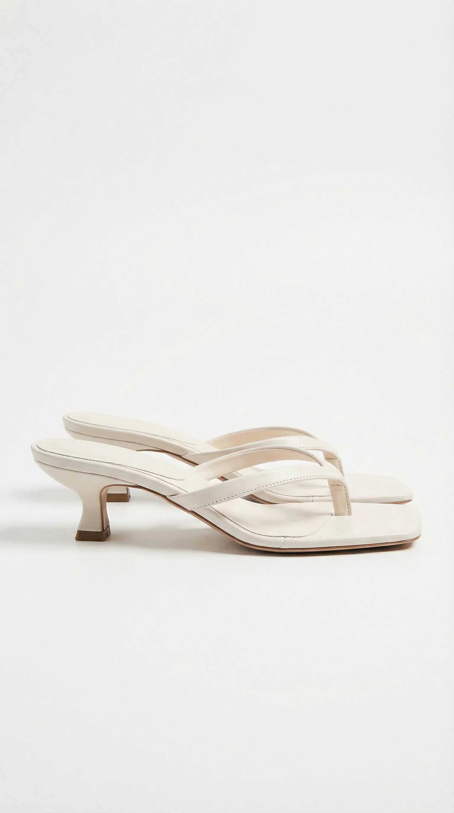 Jessica Zehentrenner-Sandalen mit Kitten-Heel - Image 4