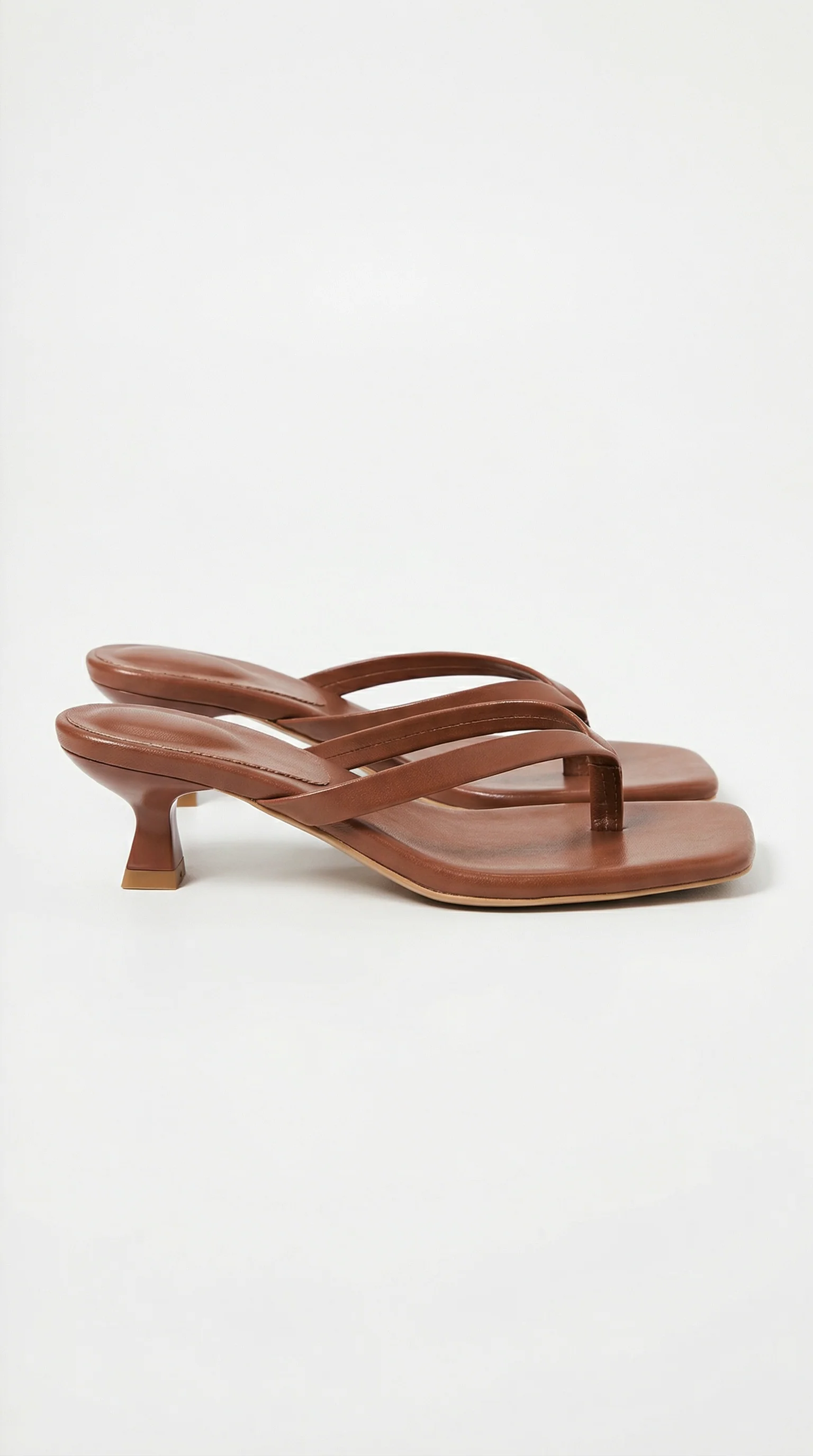 Jessica Zehentrenner-Sandalen mit Kitten-Heel - Image 6