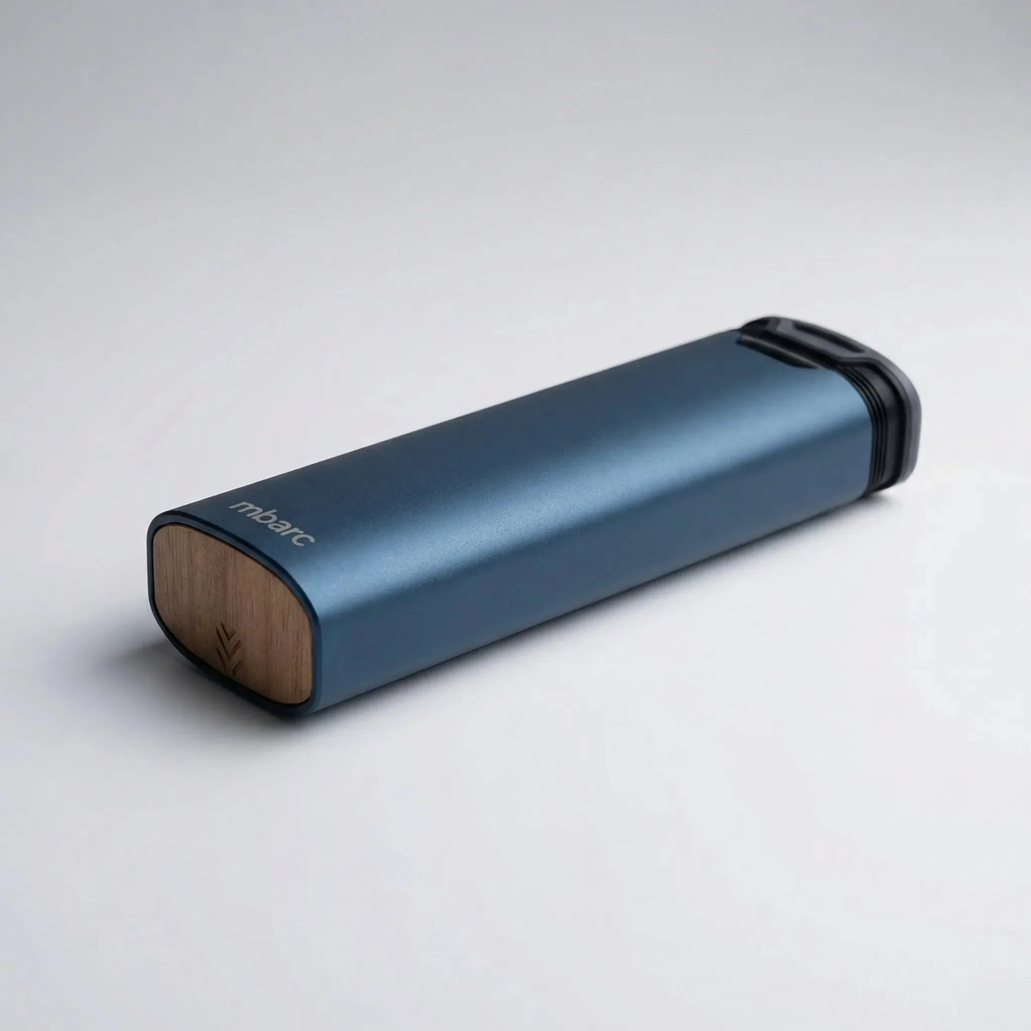 Portapillole Settimanale – Elegante Organizer in Alluminio e Legno - Image 2