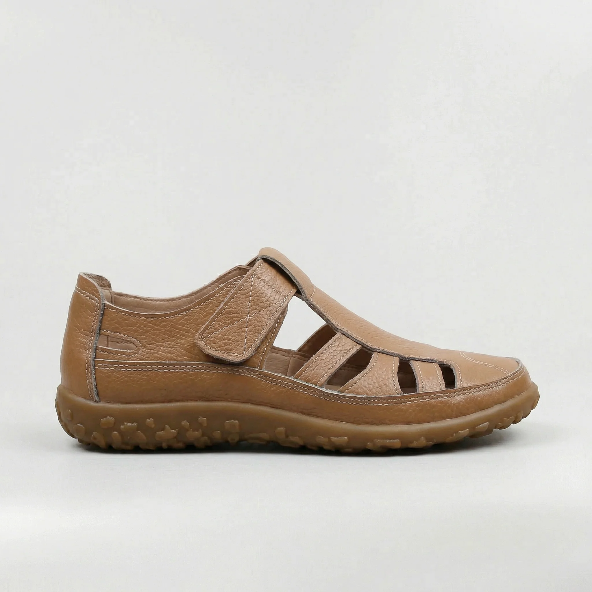 Sandali chiusi da donna con cut-out e suola comfort per uso quotidiano - Image 4