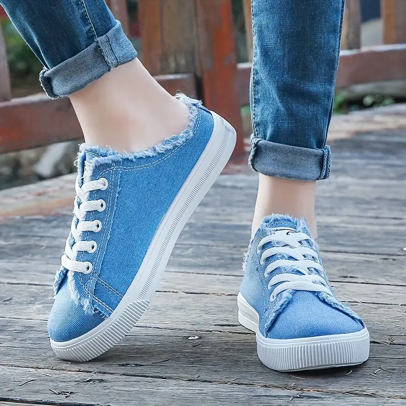 Sneakers Basse da Donna - Trendy - Image 15