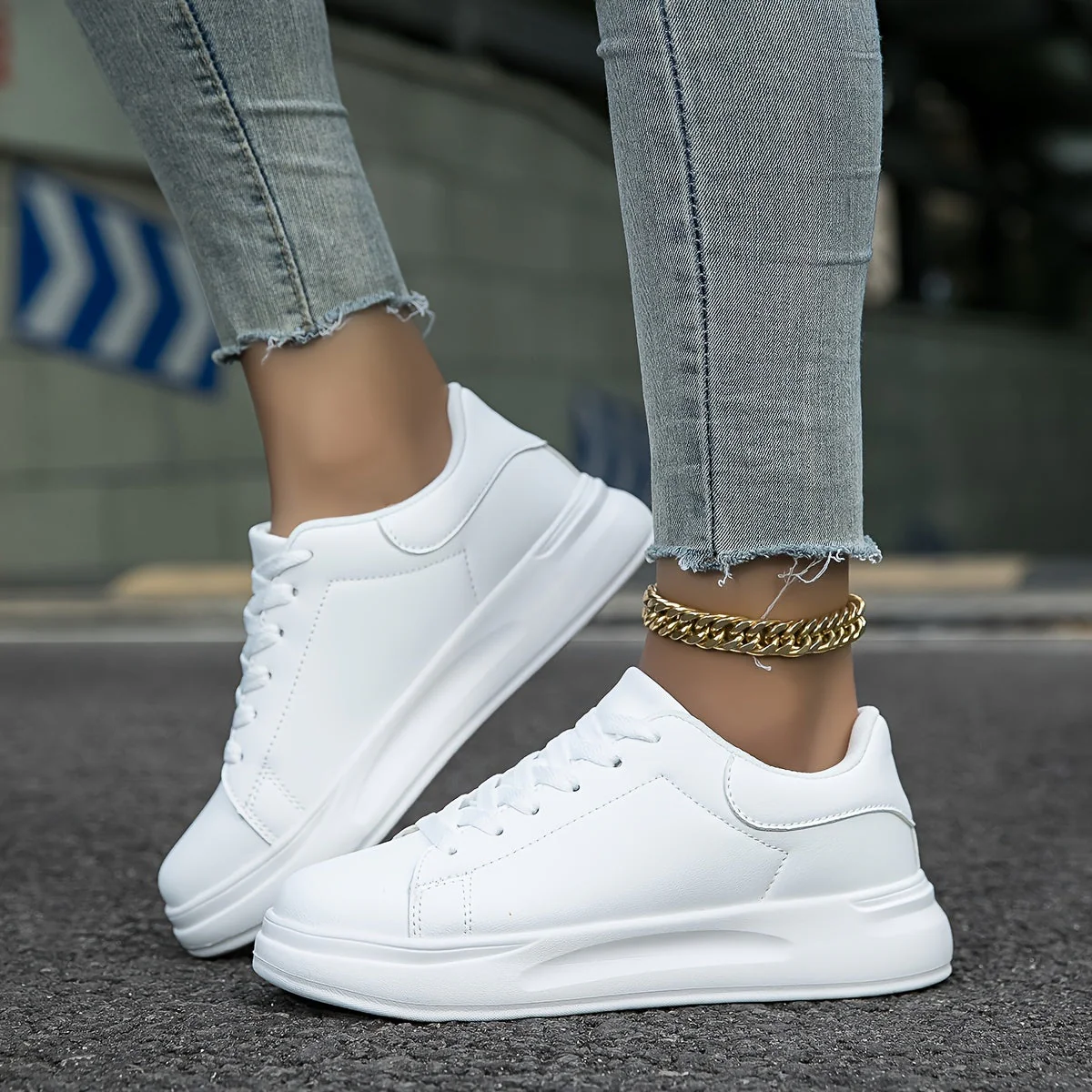 Sneakers in Pelle Bianca da Donna - Image 3