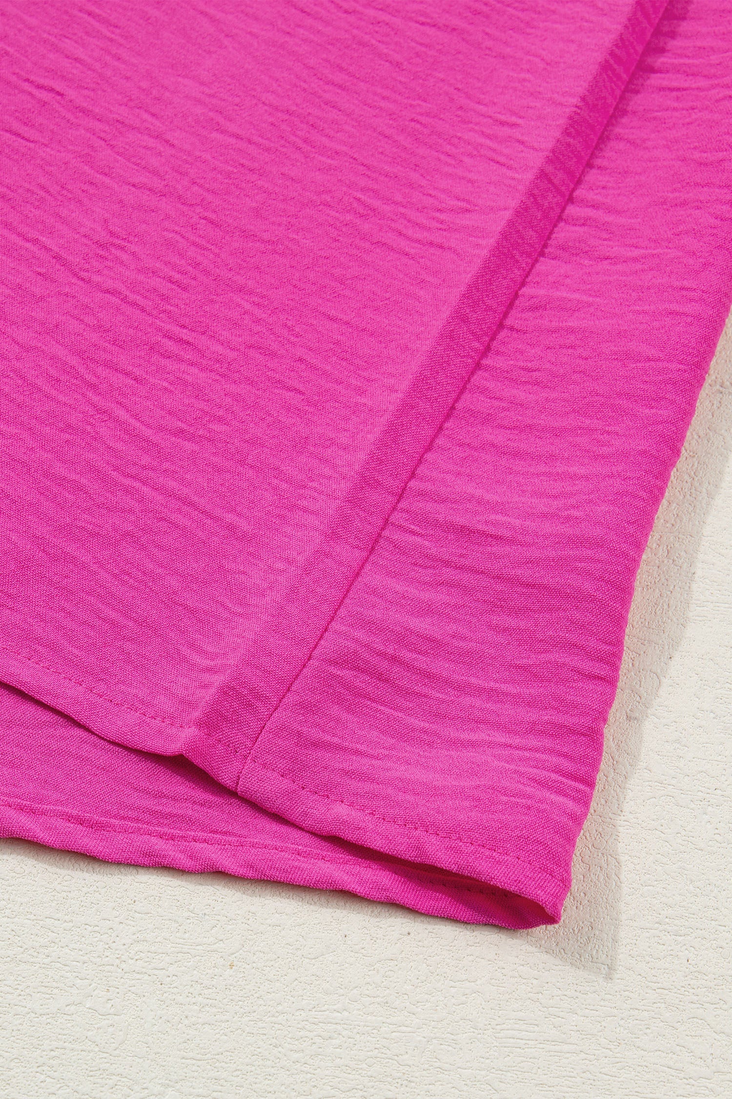 Top a Maniche Corte Ampie con Scollo a V Color Block Rosso Rosa - Image 5